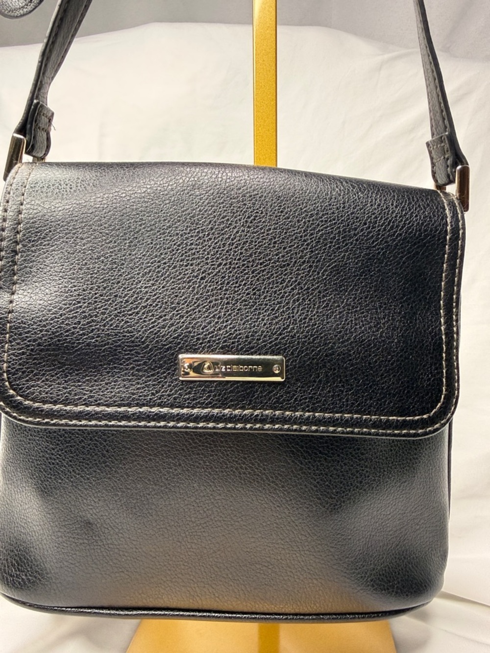 Vtg Liz Claiborne Black Pebbled Leather Crossbody with Metal Logo Plate y2k